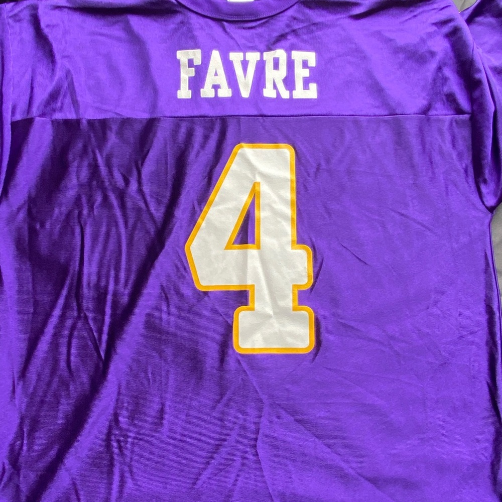 EUC Vikings Favre jersey